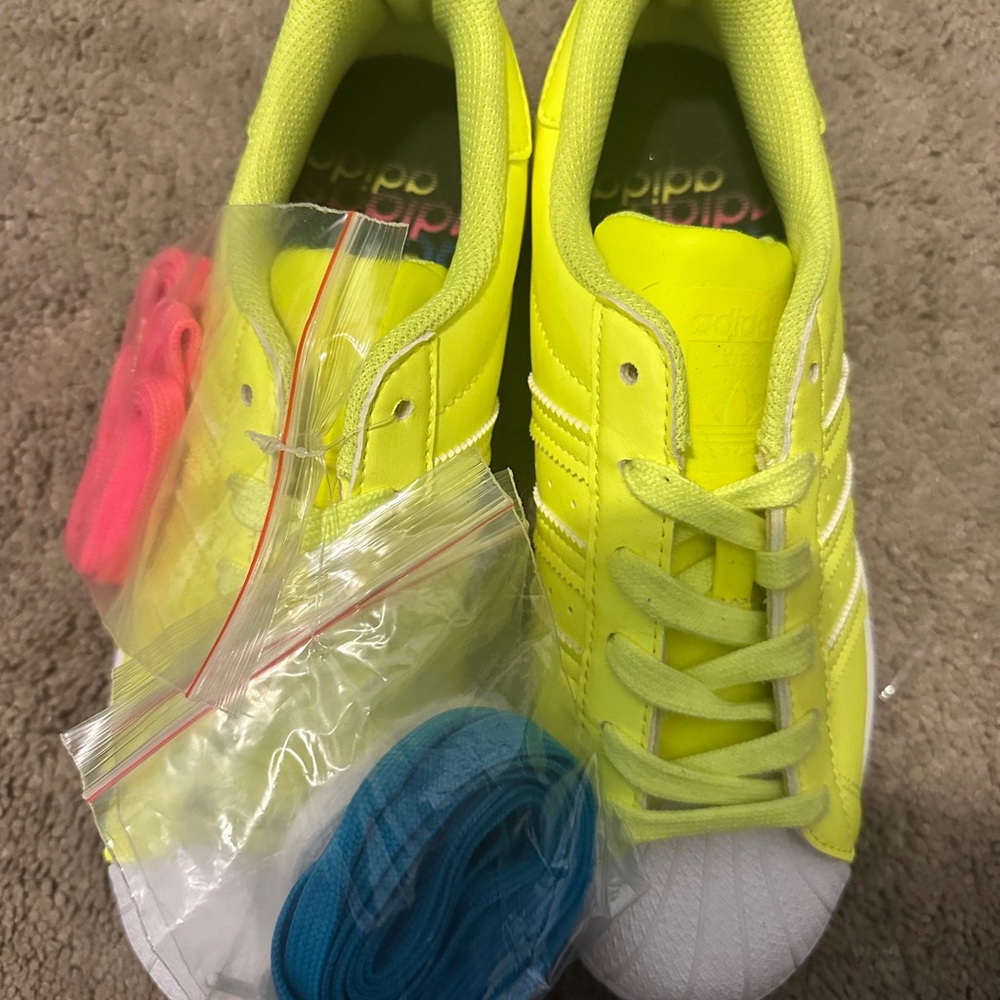 Adidas Bright Lime Sneakers with White Sole - Picture 2 of 7